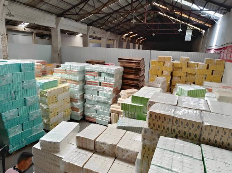 家居用品批发行业观察：趋势与挑战